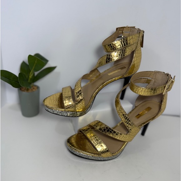 BCBGeneration Gold Ankle Strap Heeled Sandals Platform Glitter Heels Sz 8M - Picture 1 of 12